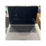 MacBook Air 2022 13.6 8GB RAM 256GB SSD USED